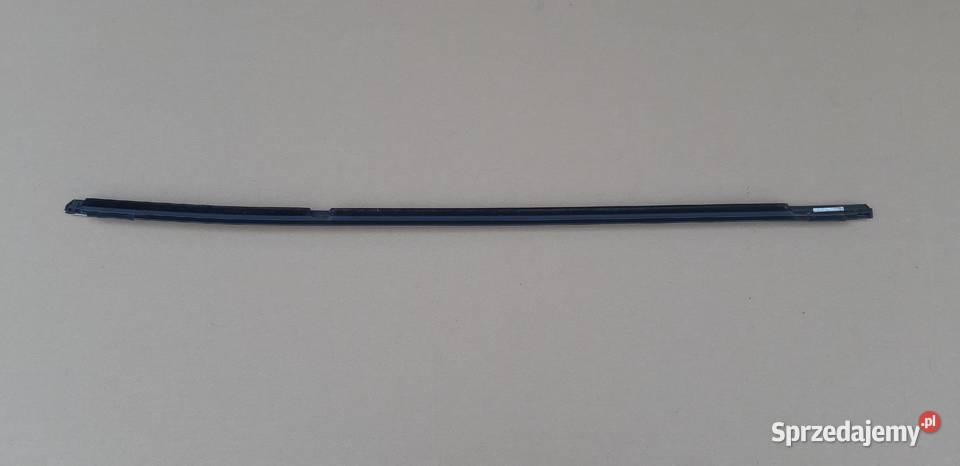 SKODA ENYAQ LISTWA ZGARNIAJĄCA PRAWY TYŁ CHROM osobowe lubuskie Bieleń sprzedam