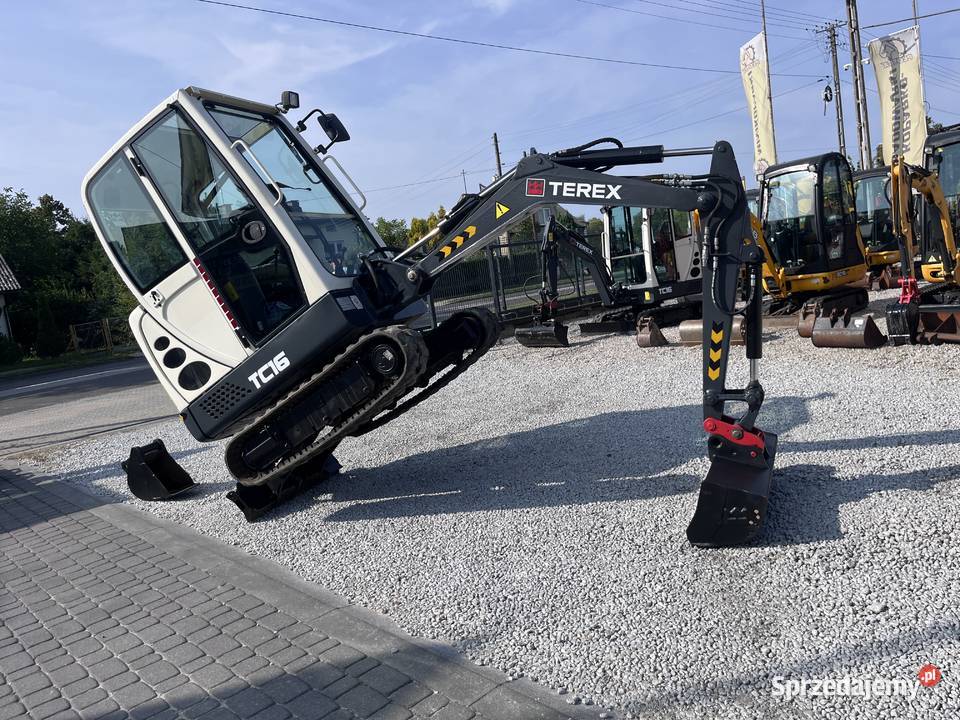Mini koparka TEREX TC16 z 2015r Ładna 1800 Koparki Złoczew