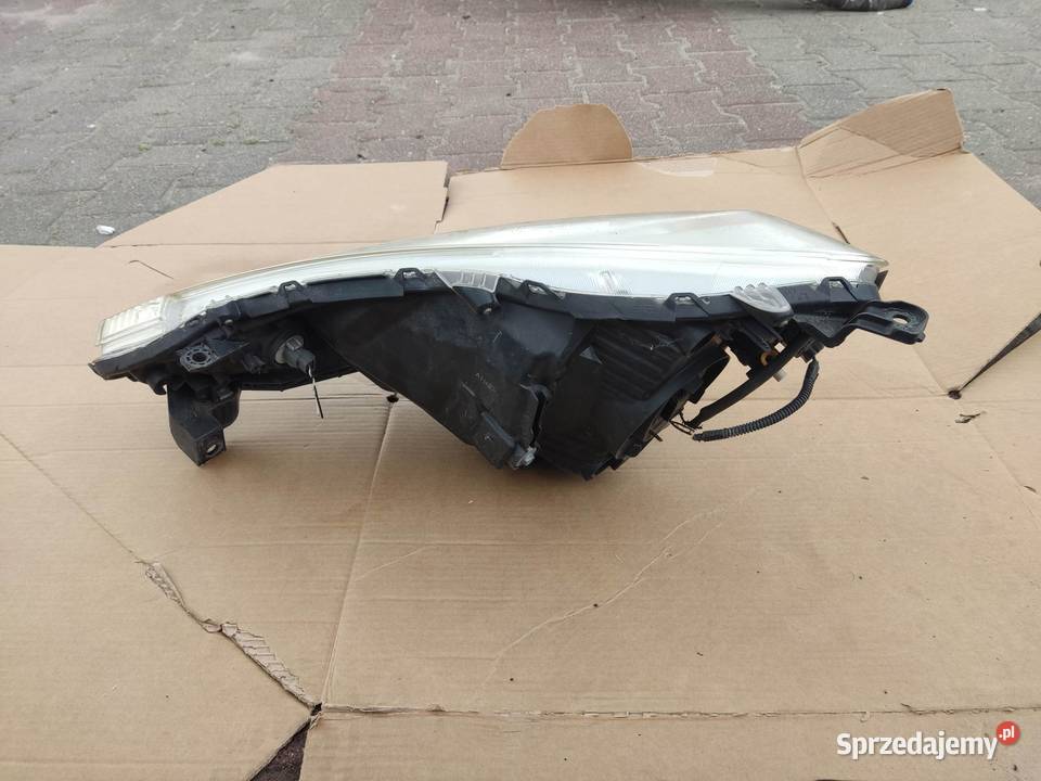 LAMPA PRAWA PRZEDNIA PRZÓD HONDA JAZZ III LIFT osobowe Lampy przednie wielkopolskie sprzedam