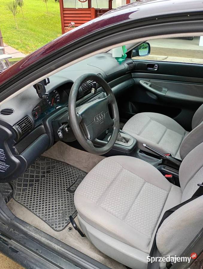 Audi A4 B5 16 benzyna małopolskie