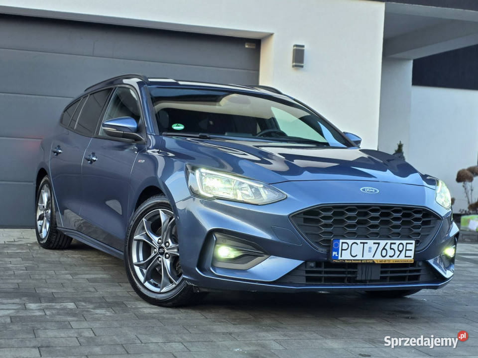 Ford Focus STline 15 benzyna ŚLICZNY i zadbany manualna