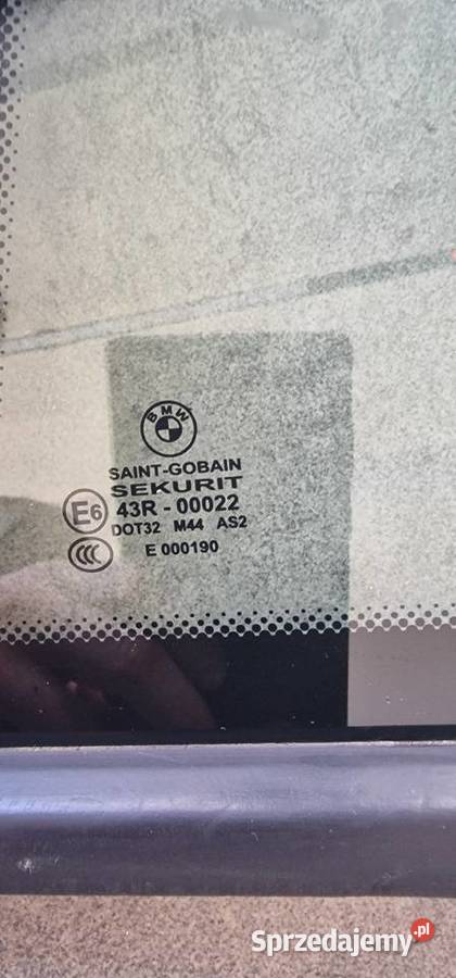 SZYBA TYLNA LEWA BMW E46 COMPACT UCHYLANA