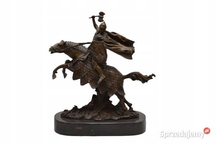 Wojownik w Zbroi na Koniu Figura Rzeźba z Brązu Kraków