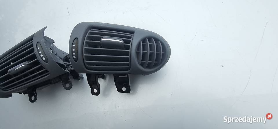 Kratka nawiewu mercedes w203 2038300554 wielkopolskie Zbąszyń