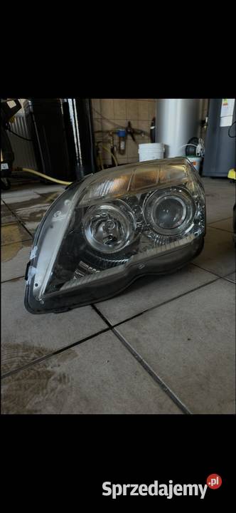 Mercedes Glk lampa prawy przód Radomsko sprzedam