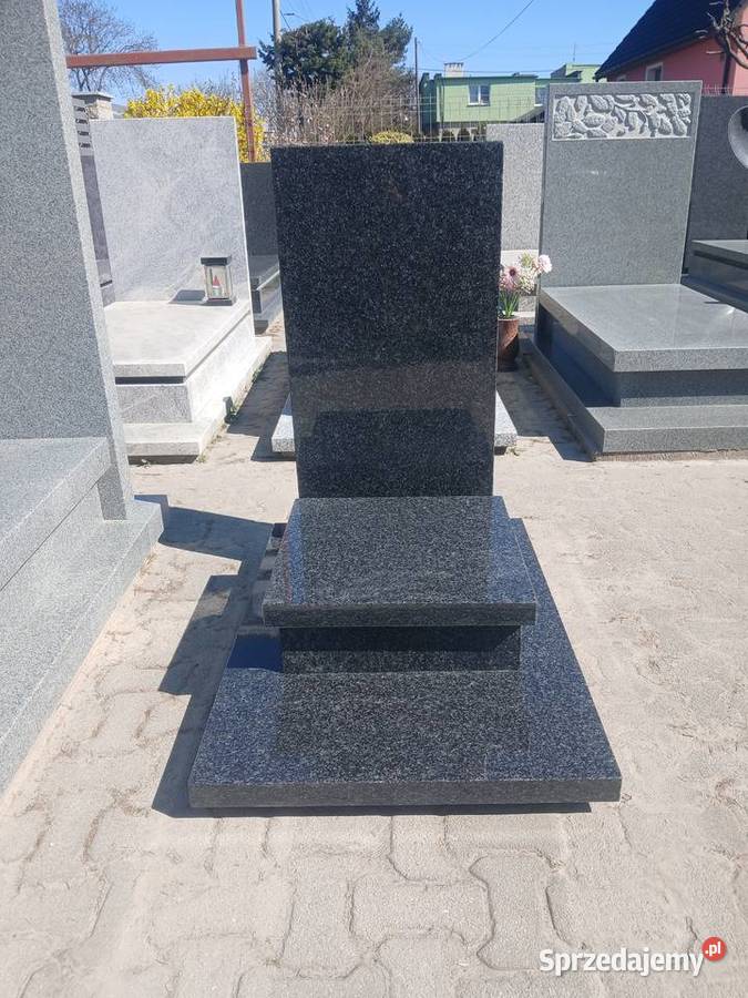 Nagrobek urnowy impala 69 x 100 Strzegom