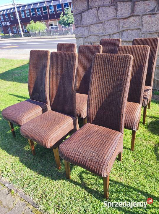 Krzesła rattanowe 8 sztuk firmy Loom Łagiewniki sprzedam