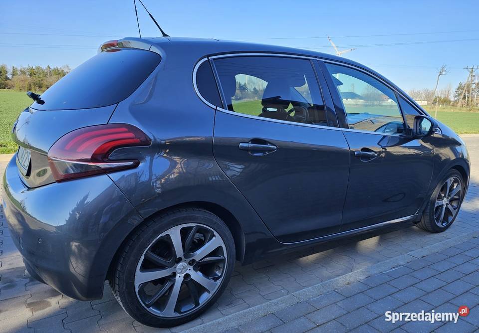 Sprzedam Peugeot 208 16 ehdi 115 wspomaganie kierownicy Kłodawa