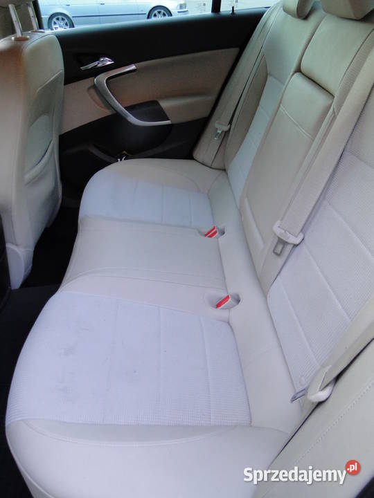 Piękny Prawdziwy Opel Insignia Hatchback 20 CDTI Wołomin