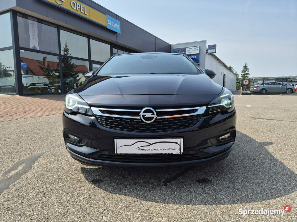 Opel Astra K 20152021 światła LED Opel Giżycko
