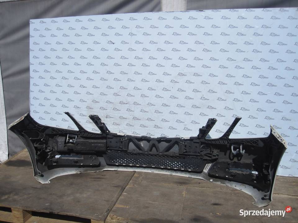 MERCEDES E IV W212 12r zderzak przód