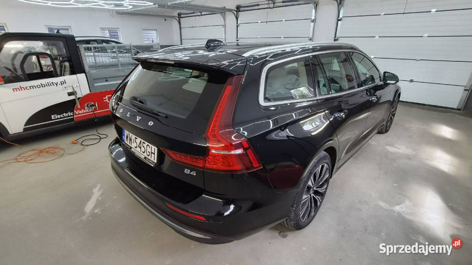 Volvo V60 Poleasingowe MHC II 2018 177502km V60 Komorniki sprzedam