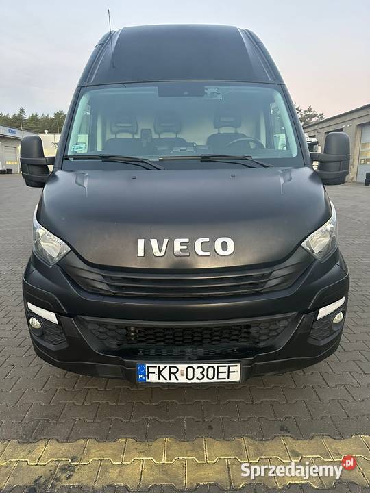 Iveco Daily 35S18 2019r XXL czarny mat ASR (kontrola trakcji) Sulechów