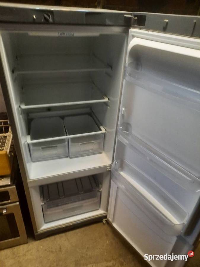 Sprzedam lodówkę firmy indesit srebrna sprawna Warszawa