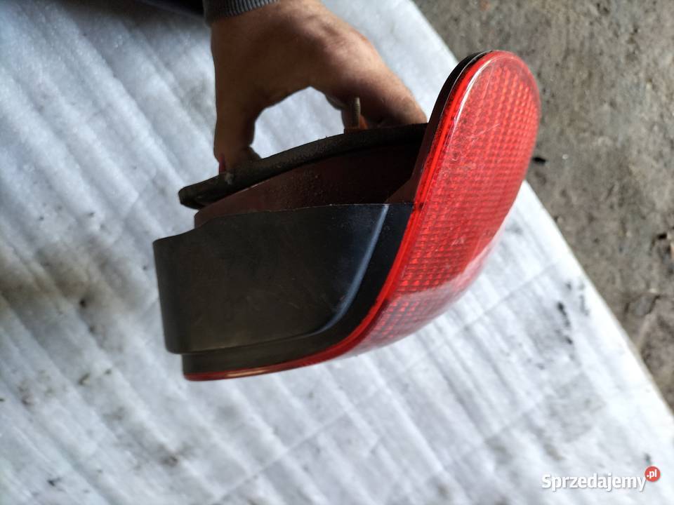 POLO 6N LAMPA TYŁ PRAWA CZERWONA lampy tylne