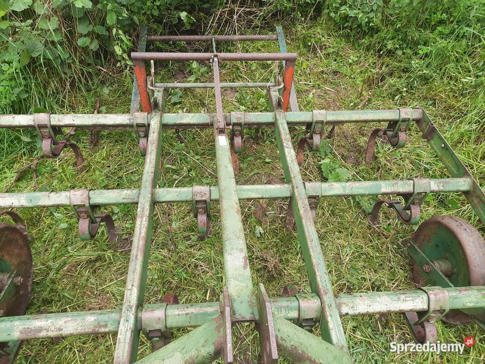 Kultywator z bronami 21 Agregaty