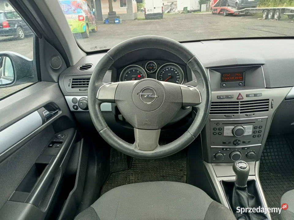 Opel Astra Opel Astra H 16 05r H 20042014 278837km małopolskie Tarnów