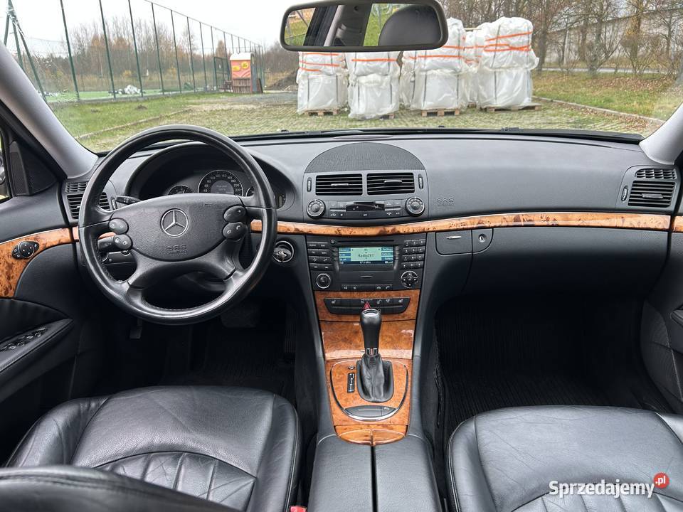 PERFEKT Mercedes W211 30 V6 benz LIFT ZAMIANA na benzyna Motoryzacja wielkopolskie Poznań