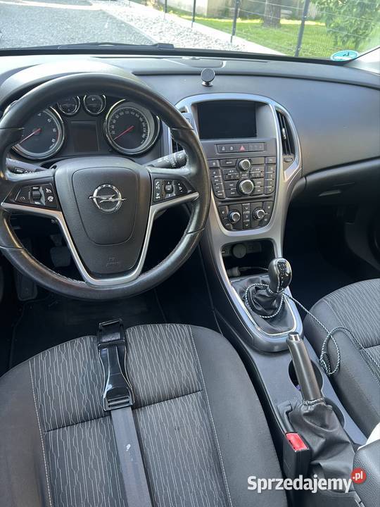 Opel Astra J 16 CDTi z 2015r 110KM Astra śląskie Pawłowice