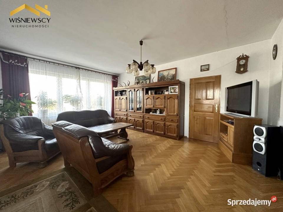 Obiekt komercyjny 843 m z dochodem Braniewo