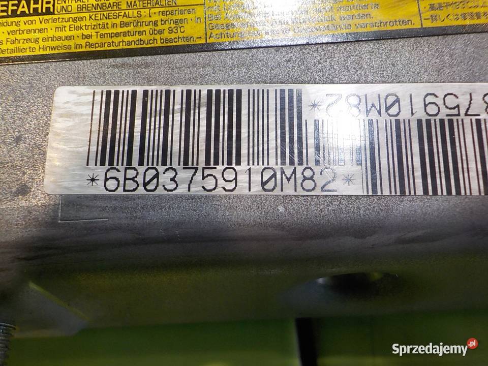 TOYOTA PRIUS III 10r 18 VVTI 5D AIRBAG poduszka Suków