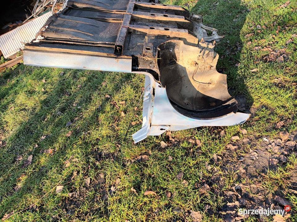 Karoseria fiat 126p podloga podluznica elementy podkarpackie