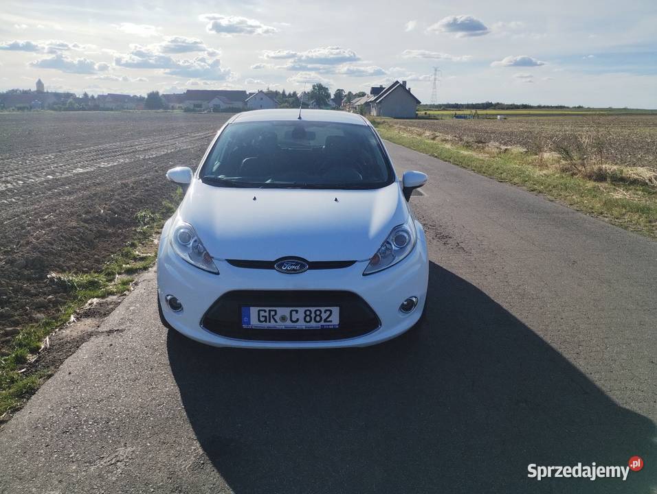Ford Fiesta MK7 14 benzyna 2010 bogata wersja Świdnica Polska sprzedam
