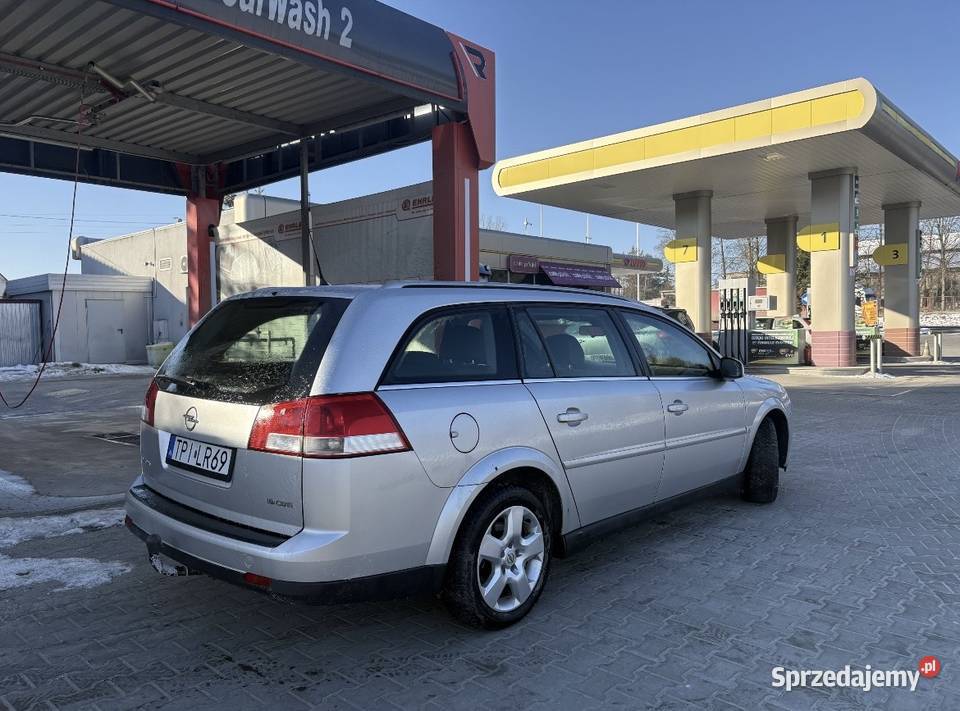 Opel Vectra 19CDTI 120 2008 HAK sprzedam