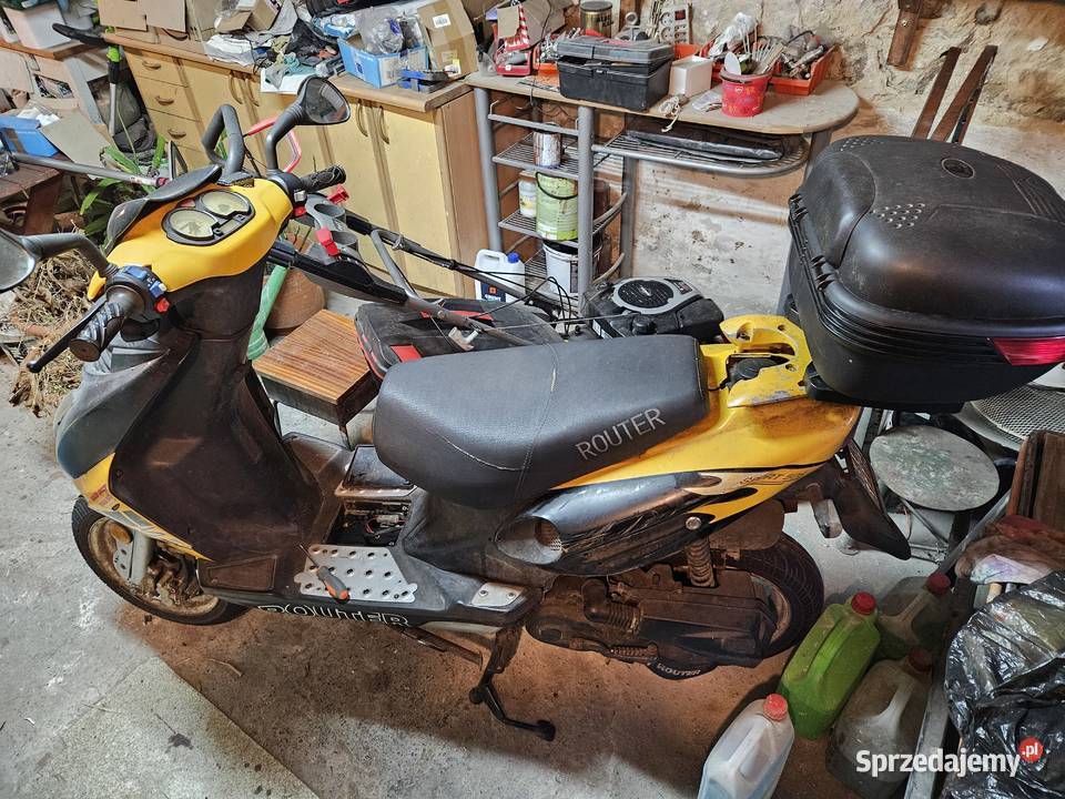 Sprzedam doinwestowany skuter w stanie Bieruń