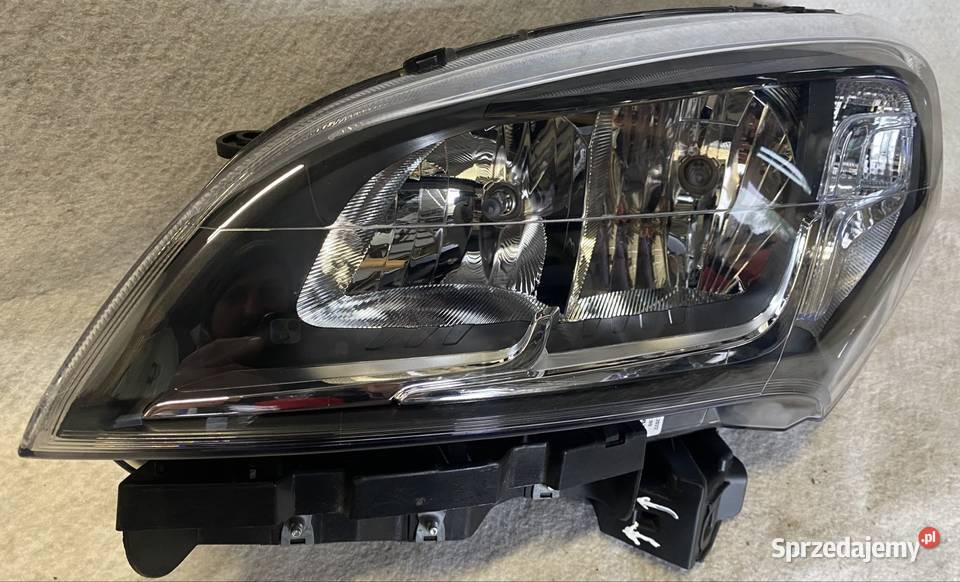 Lampa reflektor lewy przód Fiat Doblo II Lift Rok produkcji 2022 Jasienica