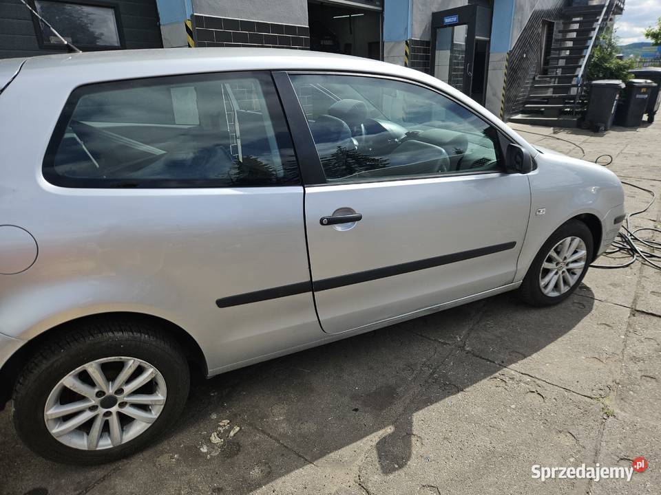 Volkswagen polo 9n 2002 r 12 64 na części padł 64KM sprzedam