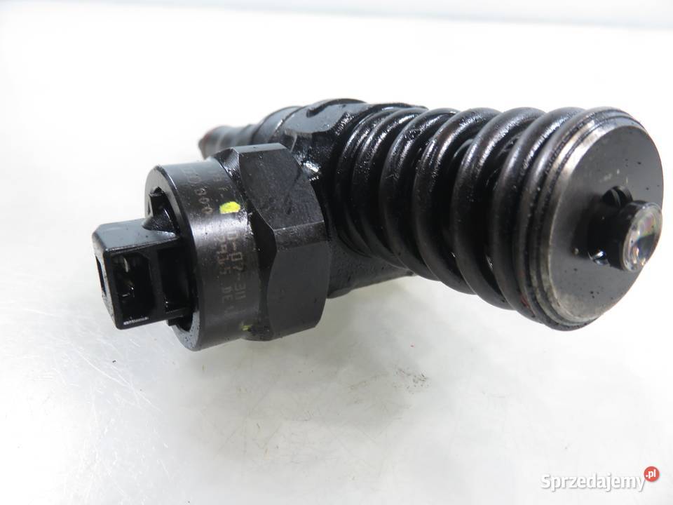 POMPOWTRYSKIWACZ AUDI A4 B5 19 TDI 038130073F