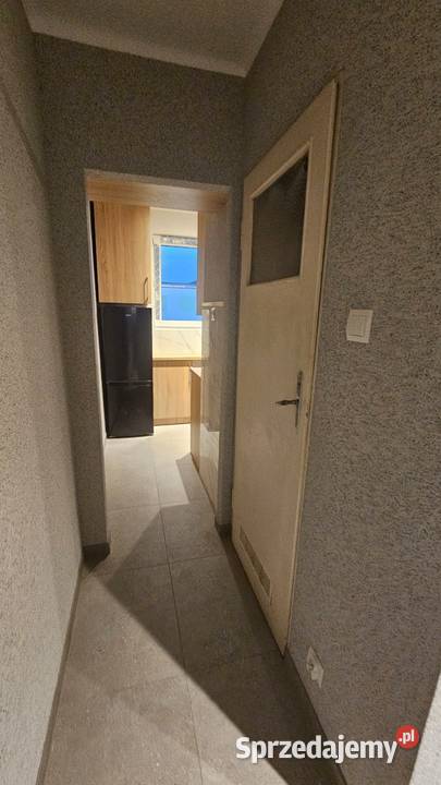 Sprzedam mieszkanie 48 metrów 4 piętro Zduńska Wola