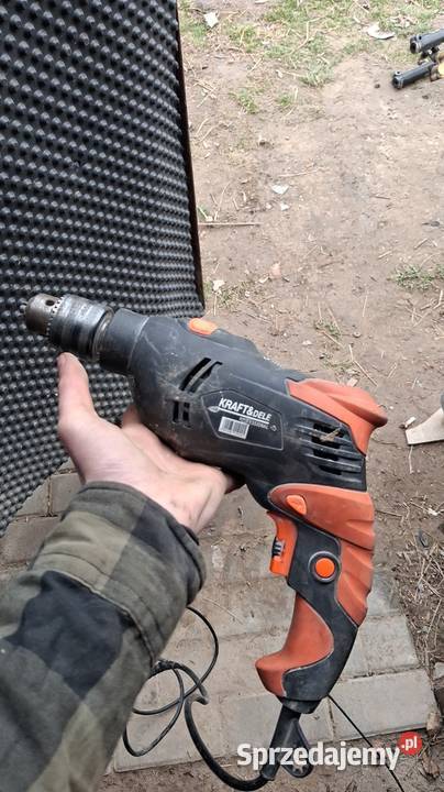 Sprzedam używaną wiertarkę Wiertarki i wkrętarki Łagów