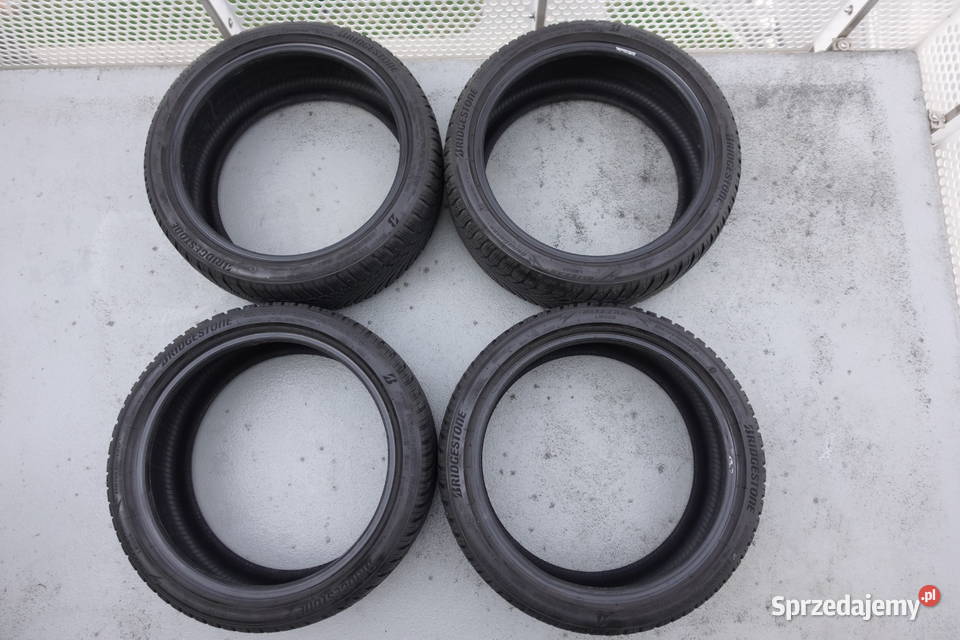 4x Bridgestone Blizzak LM005 22540R18 92V XL Kraków