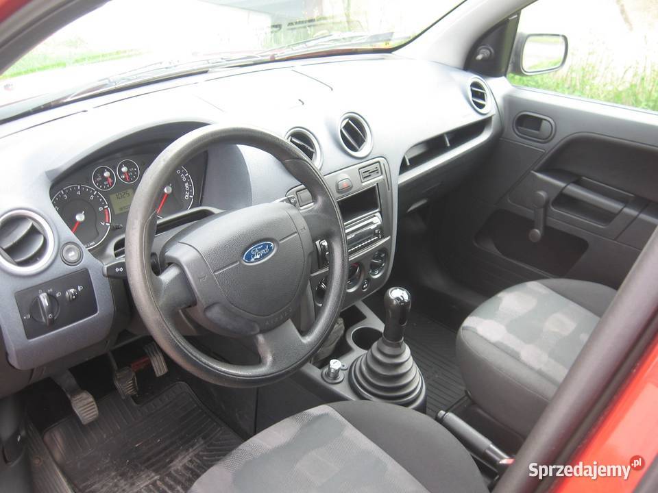 DOINWESTOWANY FORD FUSION 14 Z KLIMATYZACJĄ Fusion