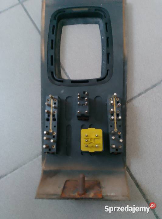 Panel przełączników Mercedes W126 Rok produkcji 1979 Starachowice