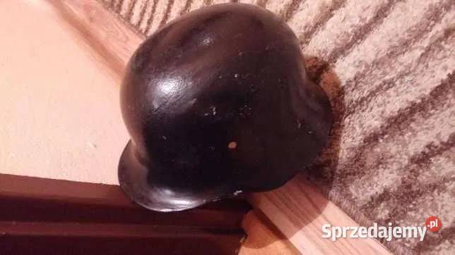 Stary Hełm NiemieckiHITLERJ OryginałSygnatury Brzóza Stadnicka