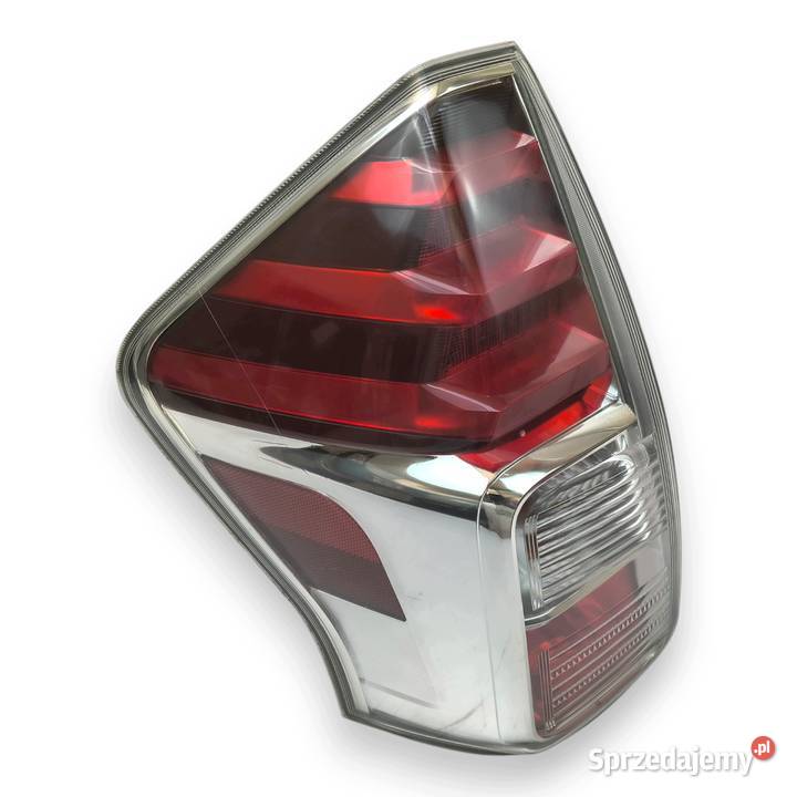 LAMPA LEWA TYŁ Toyota Prius Plus tylna tylni Chełm