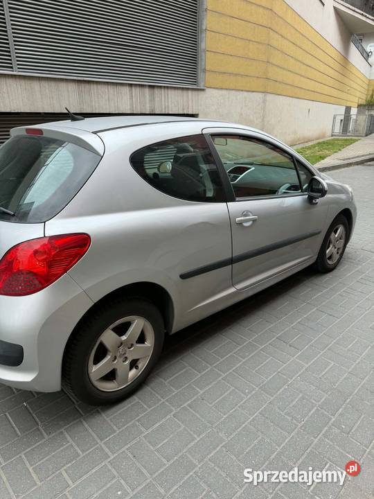 Peugeot 207 75 86 Niski potwierdzony przebieg Poznań