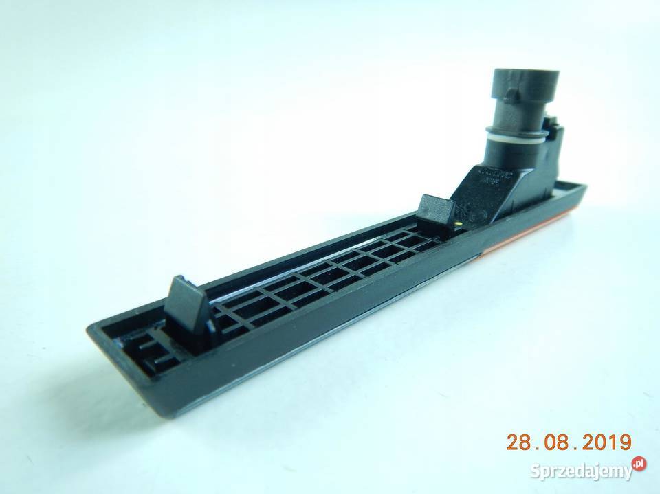 KIERUNKOWSKAZ BŁOTNIKA LEWY LANCIA Y 9500 ASO osobowe Kierunkowskazy sprzedam