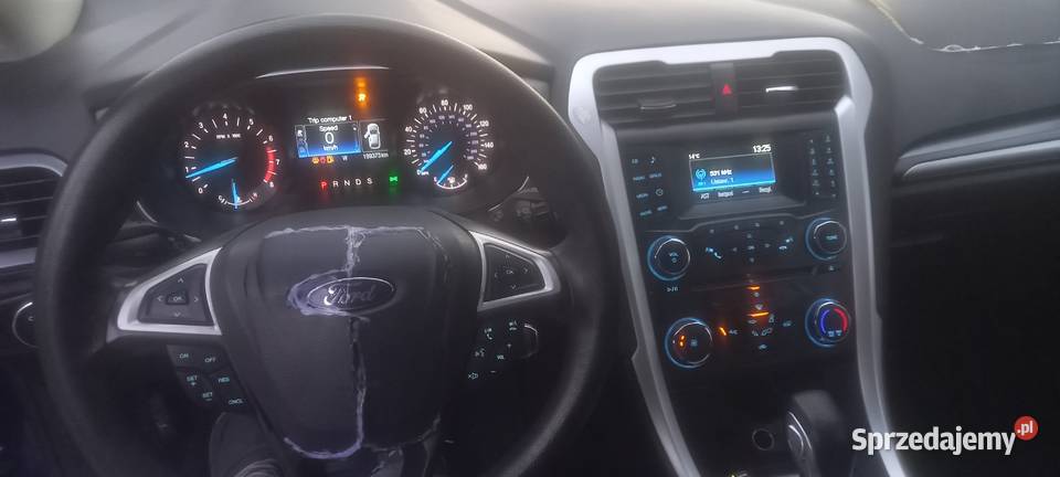 Ford Fusion 2015 25 gaz Zarejestrowany Sprawny Warszawa sprzedam