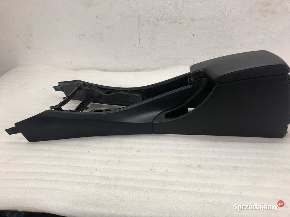 TUNSEL ŚRODKOWY PODŁOKIETNIK 7153713 BMW E90 sprzedam