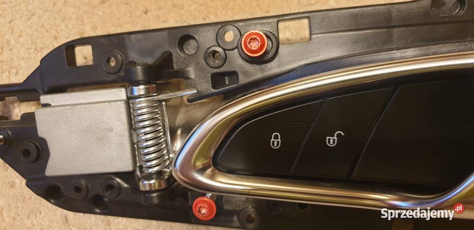 Klamka wewnętrzna lewa Porsche Cayenne 7P5837019 Rok produkcji 2012 Bielsko-Biała