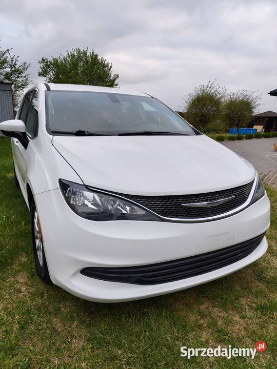 Chrysler Pacyfica nieuszkodzony Niemce