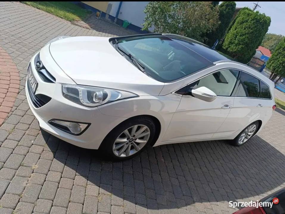 Sprzedam hyundai i 40 2012