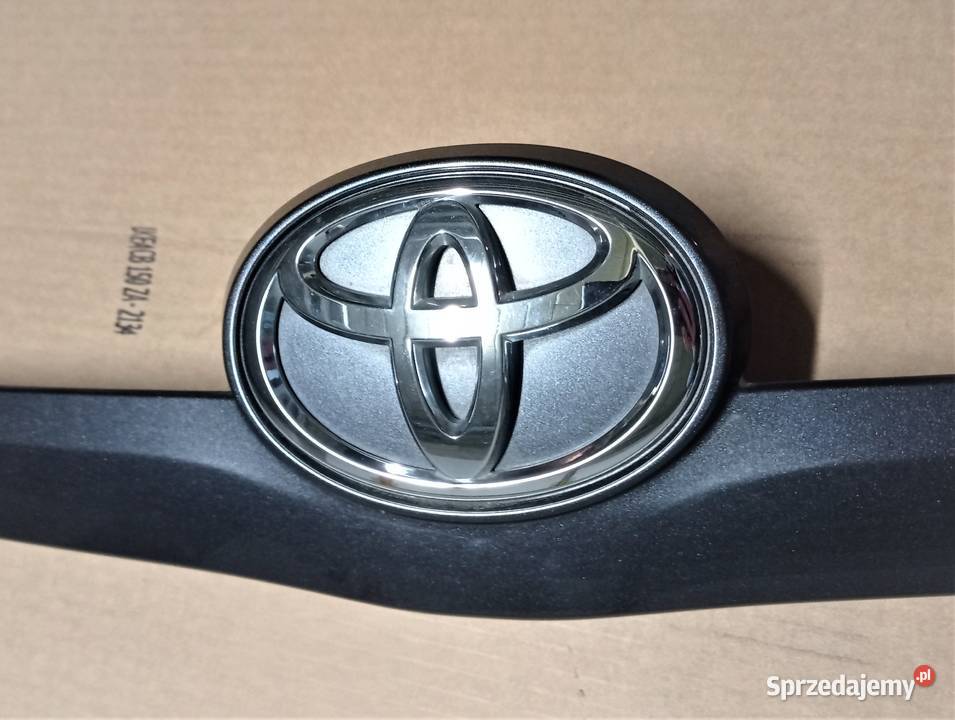 Listwa uchwyt klapy tylnej Toyota Verso 1G3 Rok produkcji 2010 Białystok