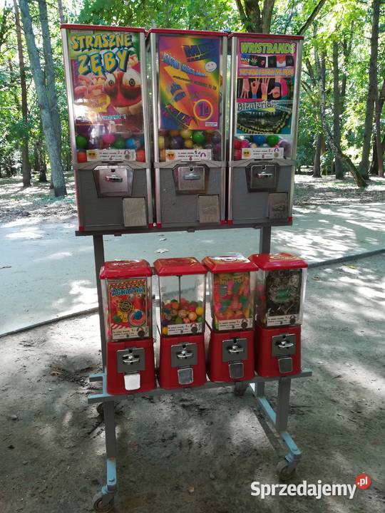 Automat sprzedający zabawki pamiątki w kapsułach zachodniopomorskie Kołobrzeg