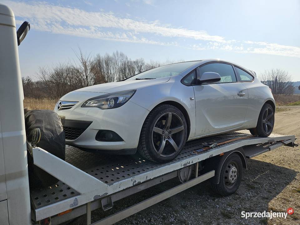 Opel Astra J GTC 17cdti 190 Przebiegu