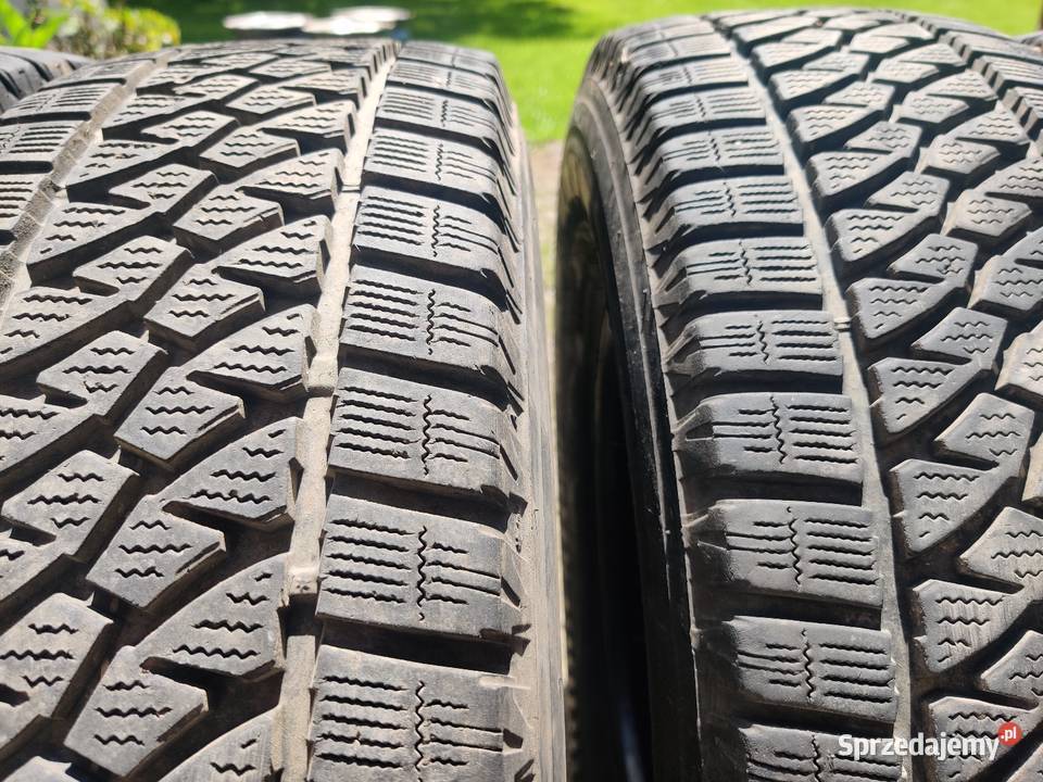 Opony zimowe Bridgestone blizzak w810 2157516c